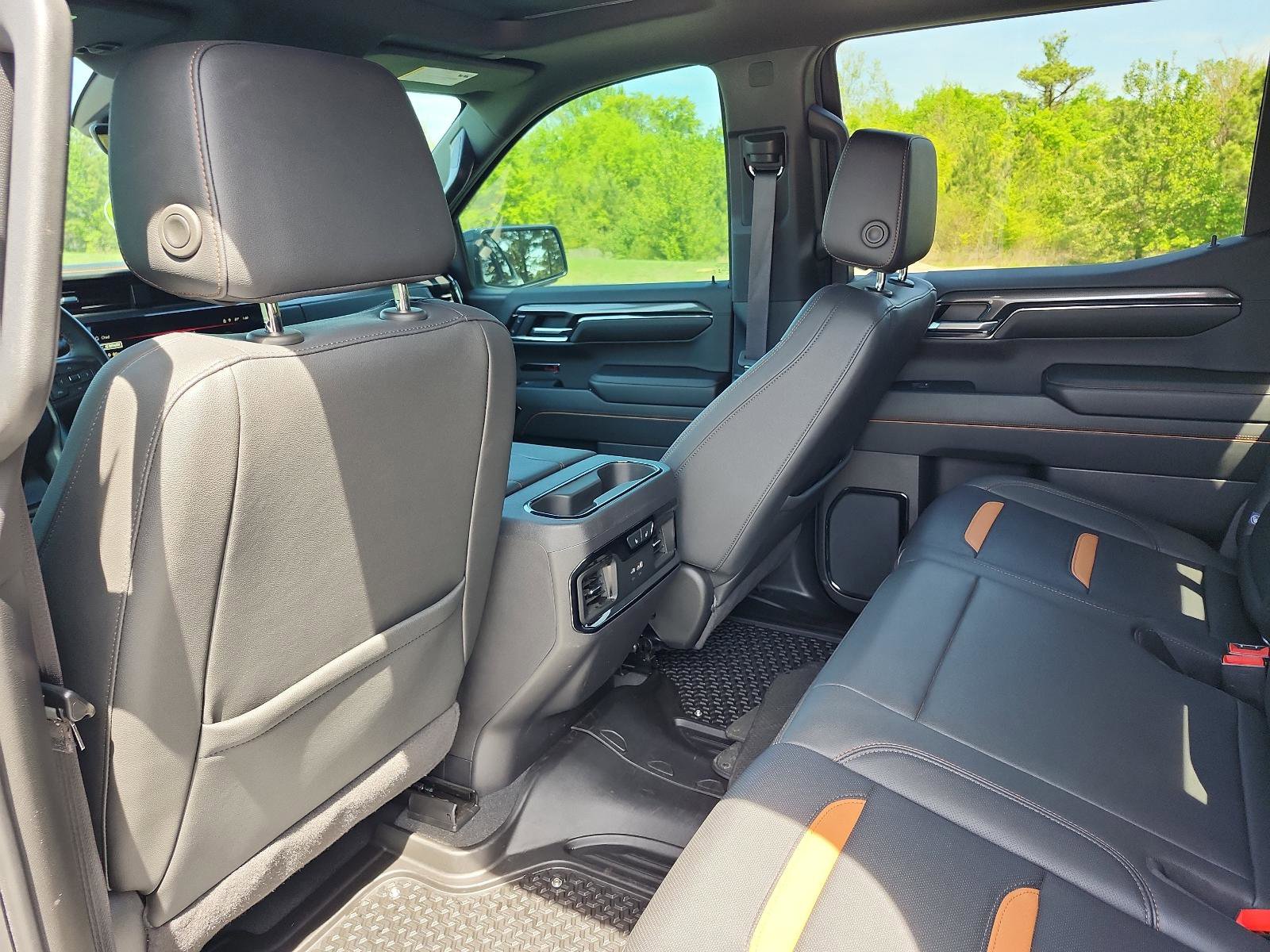 Used 2024 GMC Sierra 1500 AT4 w/ Technology Package image 15