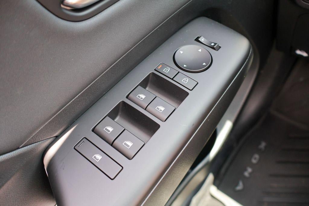New 2026 Hyundai Kona Limited FWD image 19