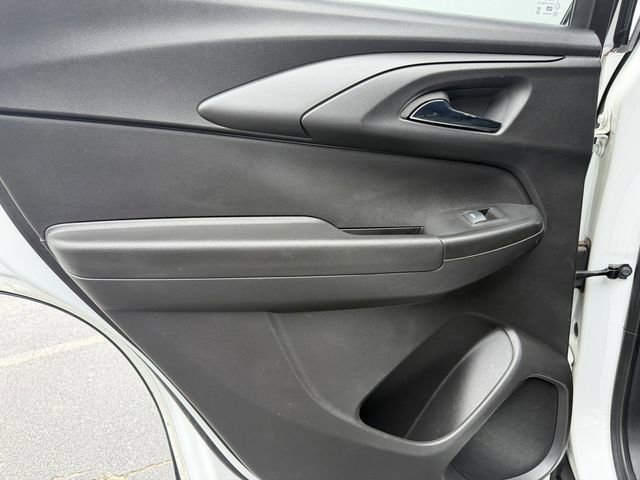 Used 2023 Chevrolet TrailBlazer RS w/ Convenience Package image 18