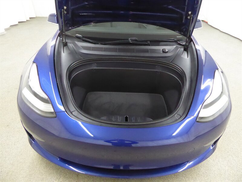 Used 2018 Tesla Model 3 image 33