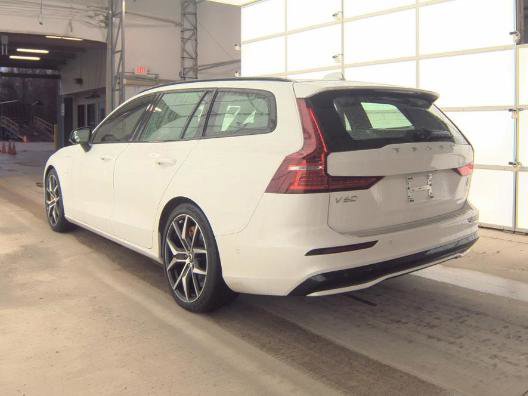Used 2024 Volvo V60 T8 Polestar w/ Protection Package Premier image 4