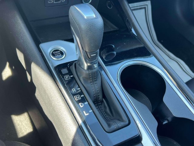 Used 2024 Nissan Altima 2.5 SV AWD/4WD image 29