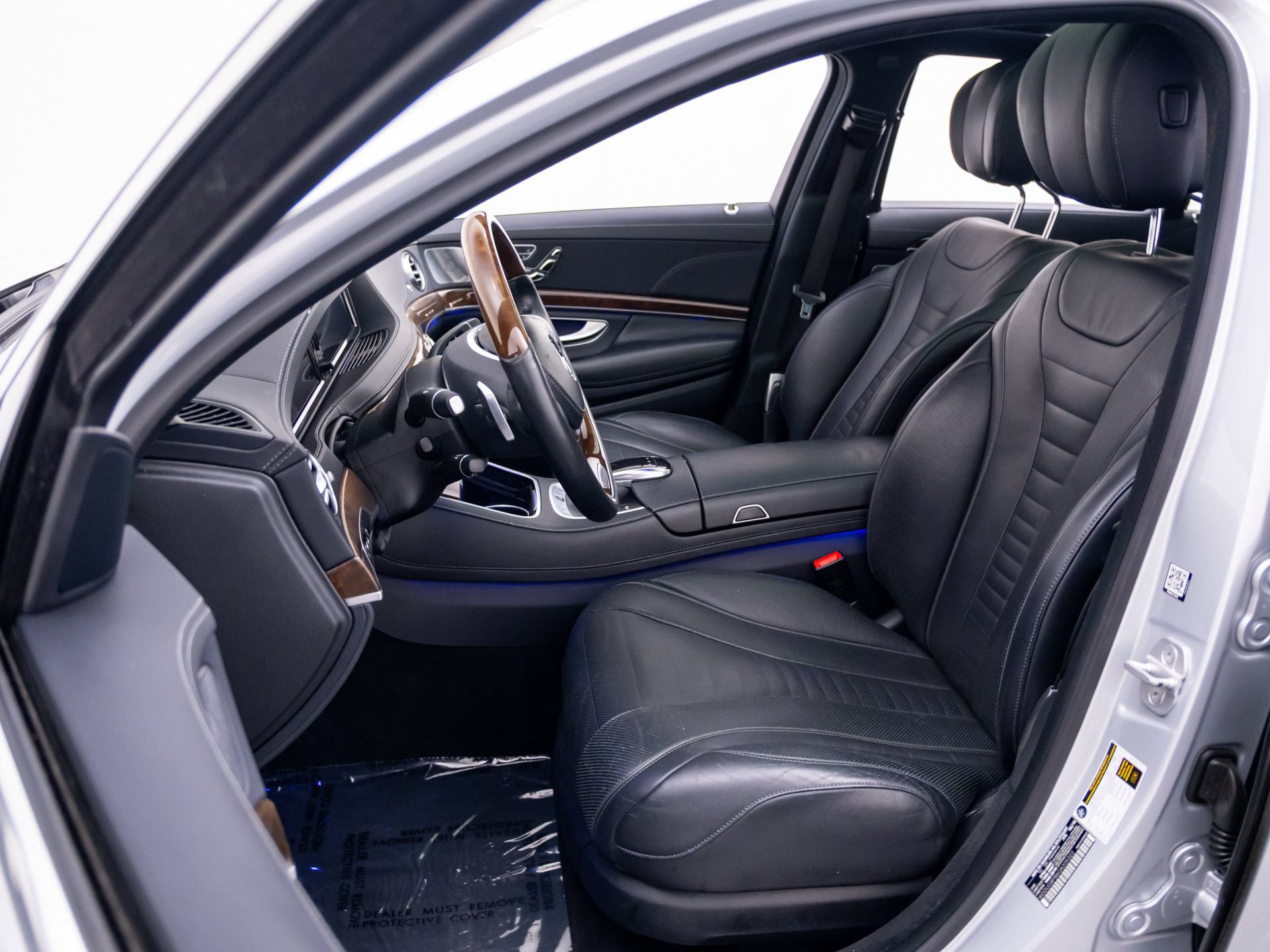 Used 2016 Mercedes-Benz S 550 4MATIC Sedan image 16
