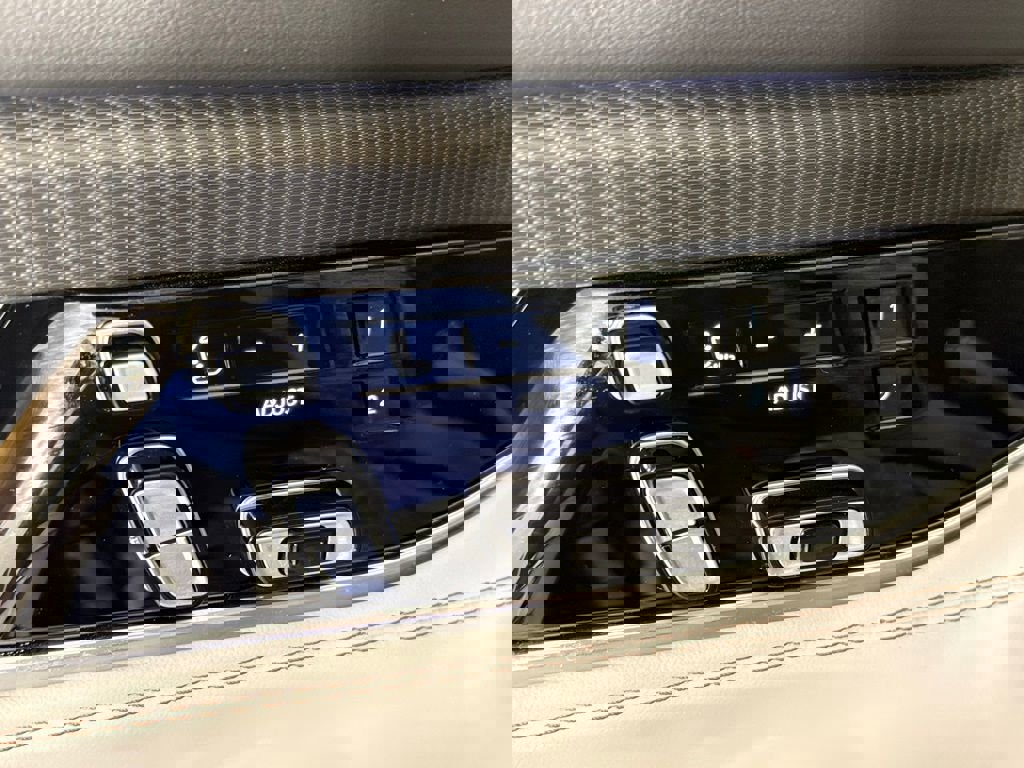 New 2026 Jeep Grand Wagoneer Summit image 20