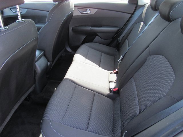 Used 2021 Kia Forte LXS image 10