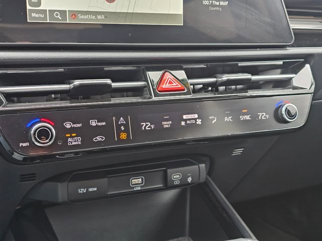 Certified 2023 Kia Niro EX Touring image 32