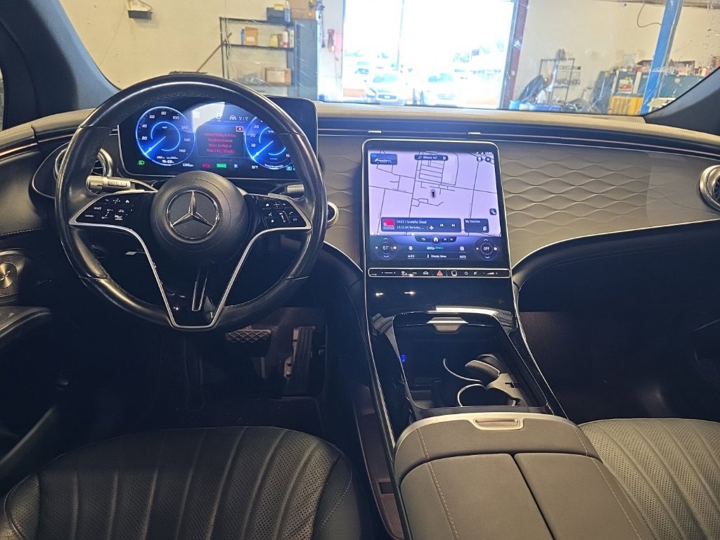 Used 2023 Mercedes-Benz EQS 450+ SUV image 4