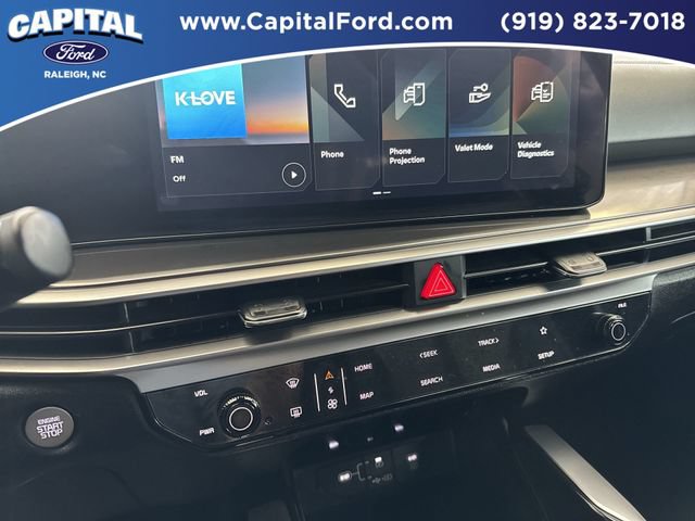 Used 2025 Kia Sorento LX FWD image 26