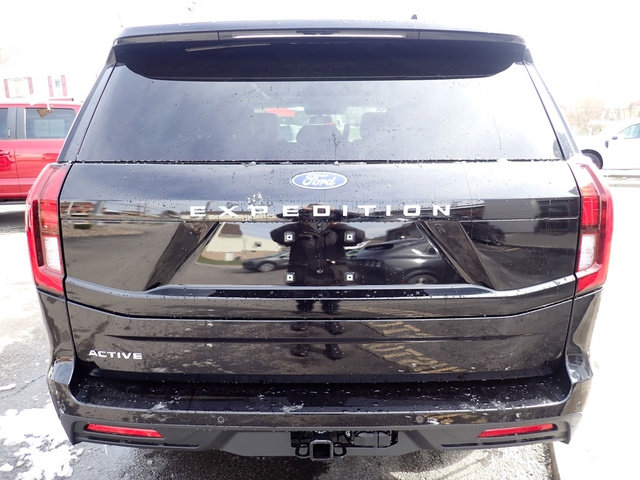 New 2026 Ford Expedition Active image 4