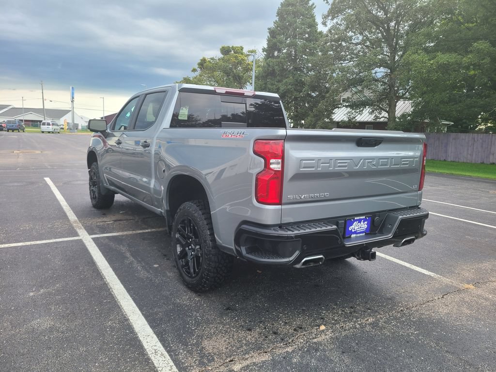 Used 2024 Chevrolet Silverado 1500 LT Trail Boss w/ Convenience Package II AWD/4WD image 5
