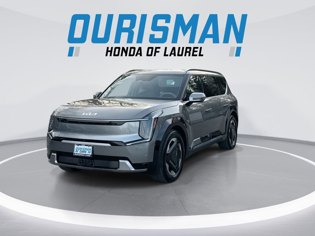Used 2024 Kia EV9 Land image 4