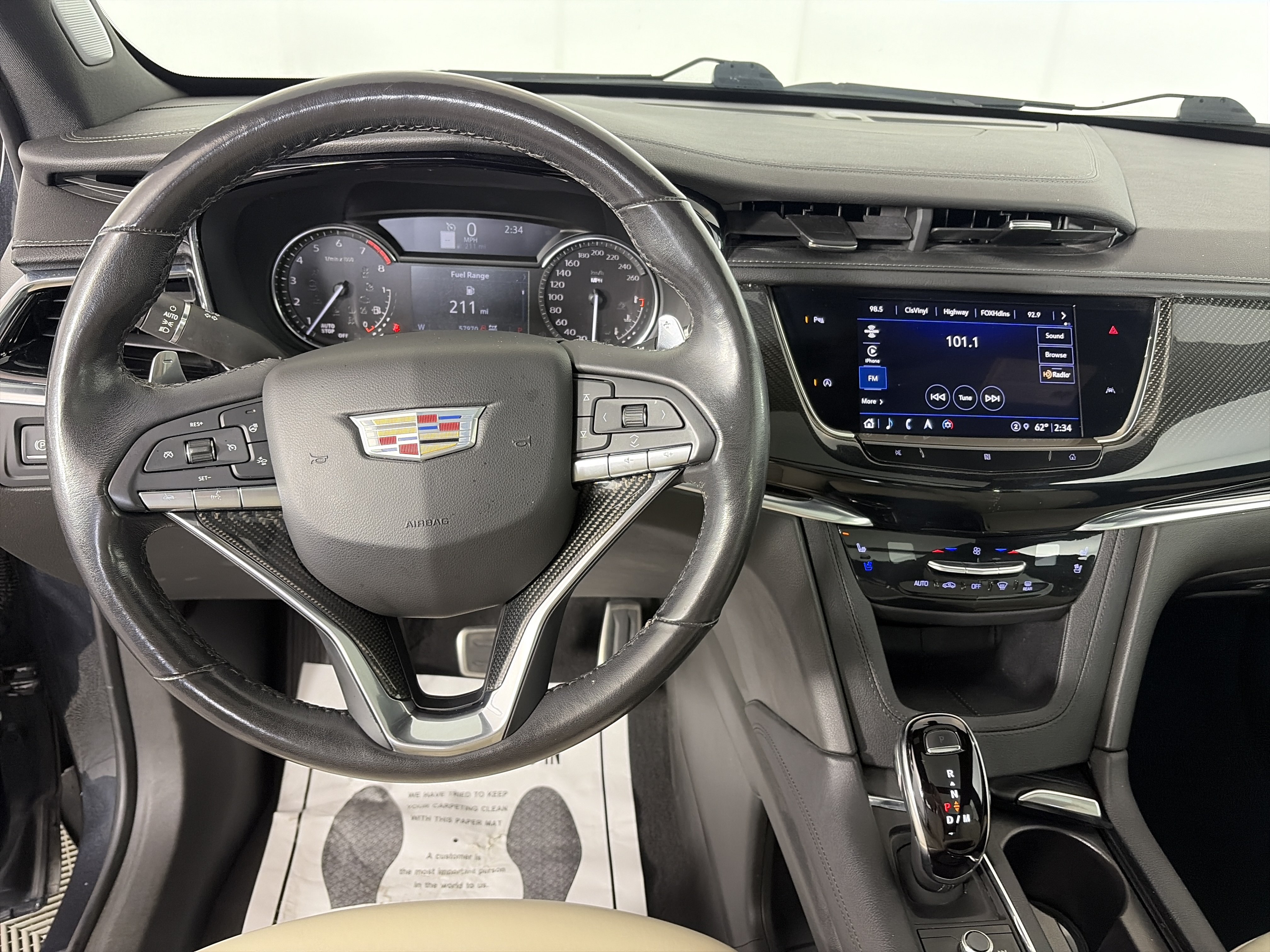 Used 2021 Cadillac XT6 Sport AWD/4WD image 3