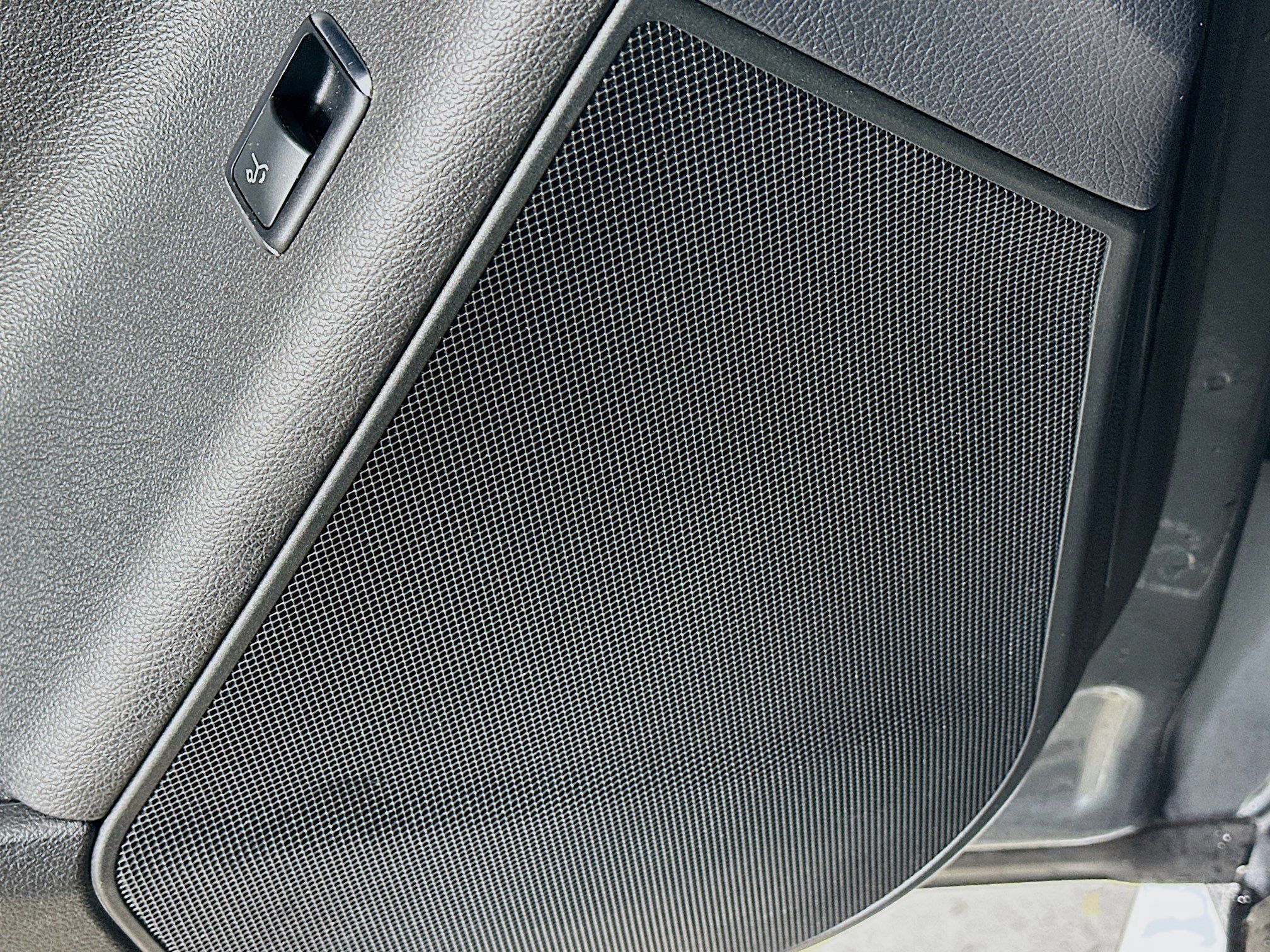 Certified 2017 Mercedes-Benz GLE 350 4MATIC image 24