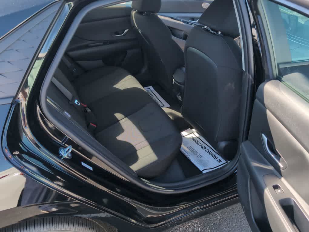 New 2026 Hyundai Elantra SE FWD image 20