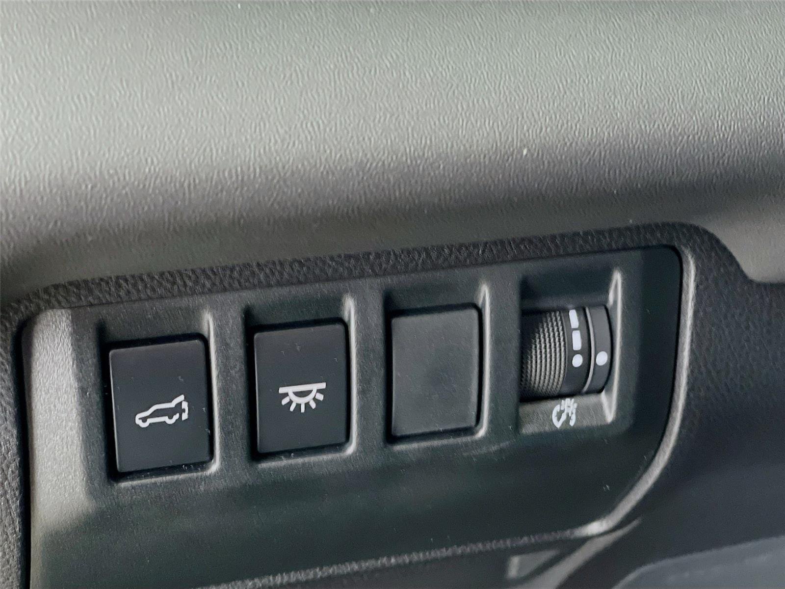 Certified 2025 Subaru Ascent Limited AWD/4WD image 13
