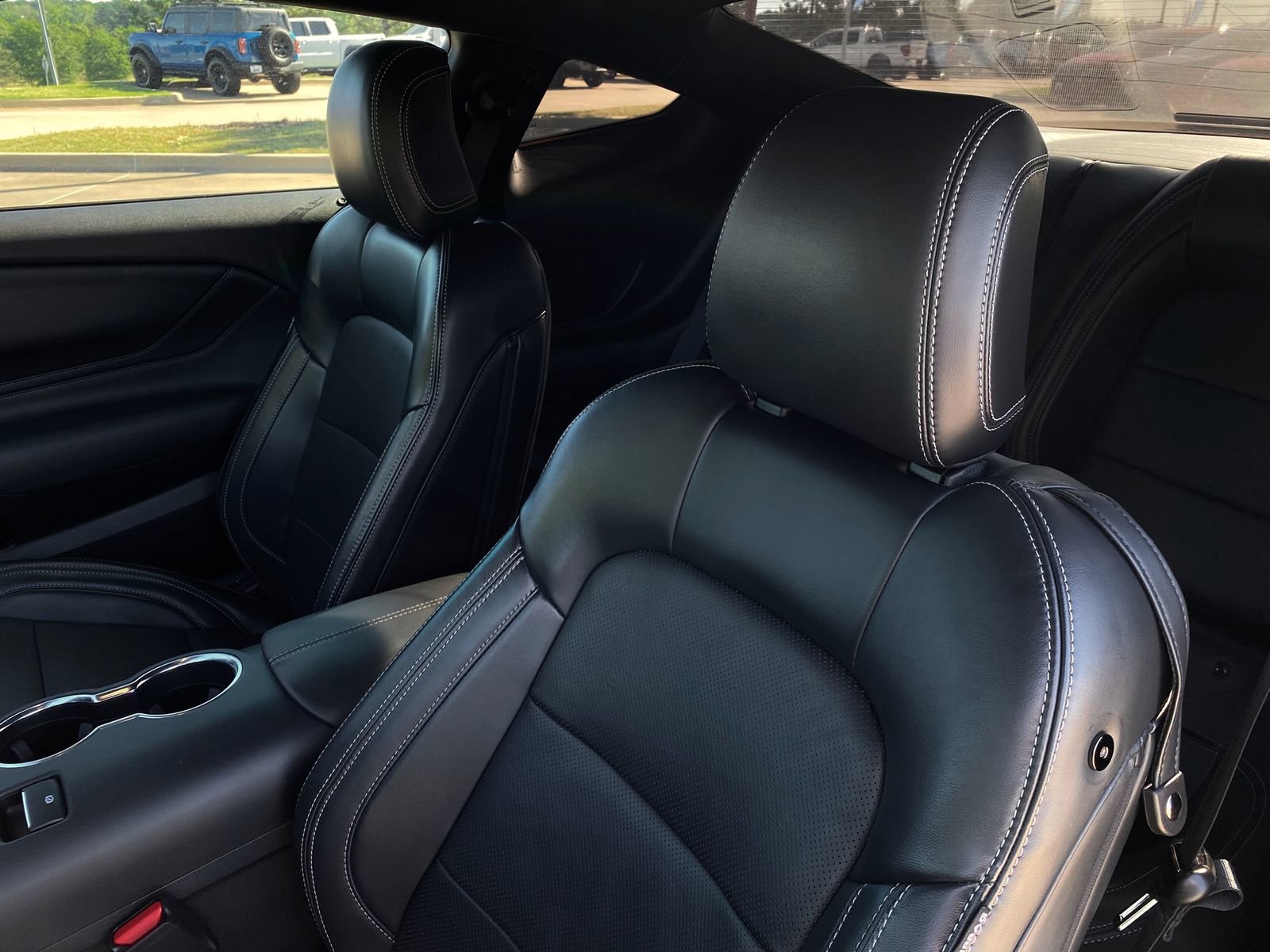 Used 2024 Ford Mustang GT Premium image 12