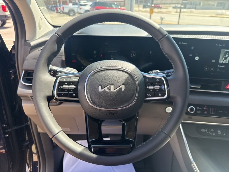 New 2026 Kia Carnival EX image 33