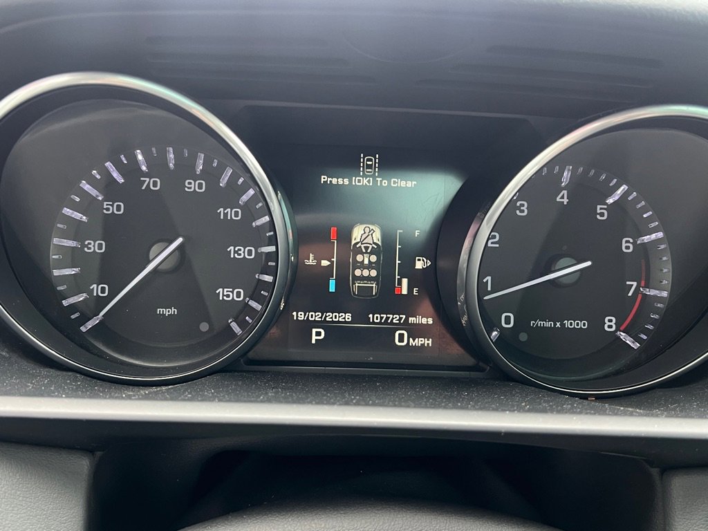 Used 2015 Land Rover Range Rover Sport SE image 22