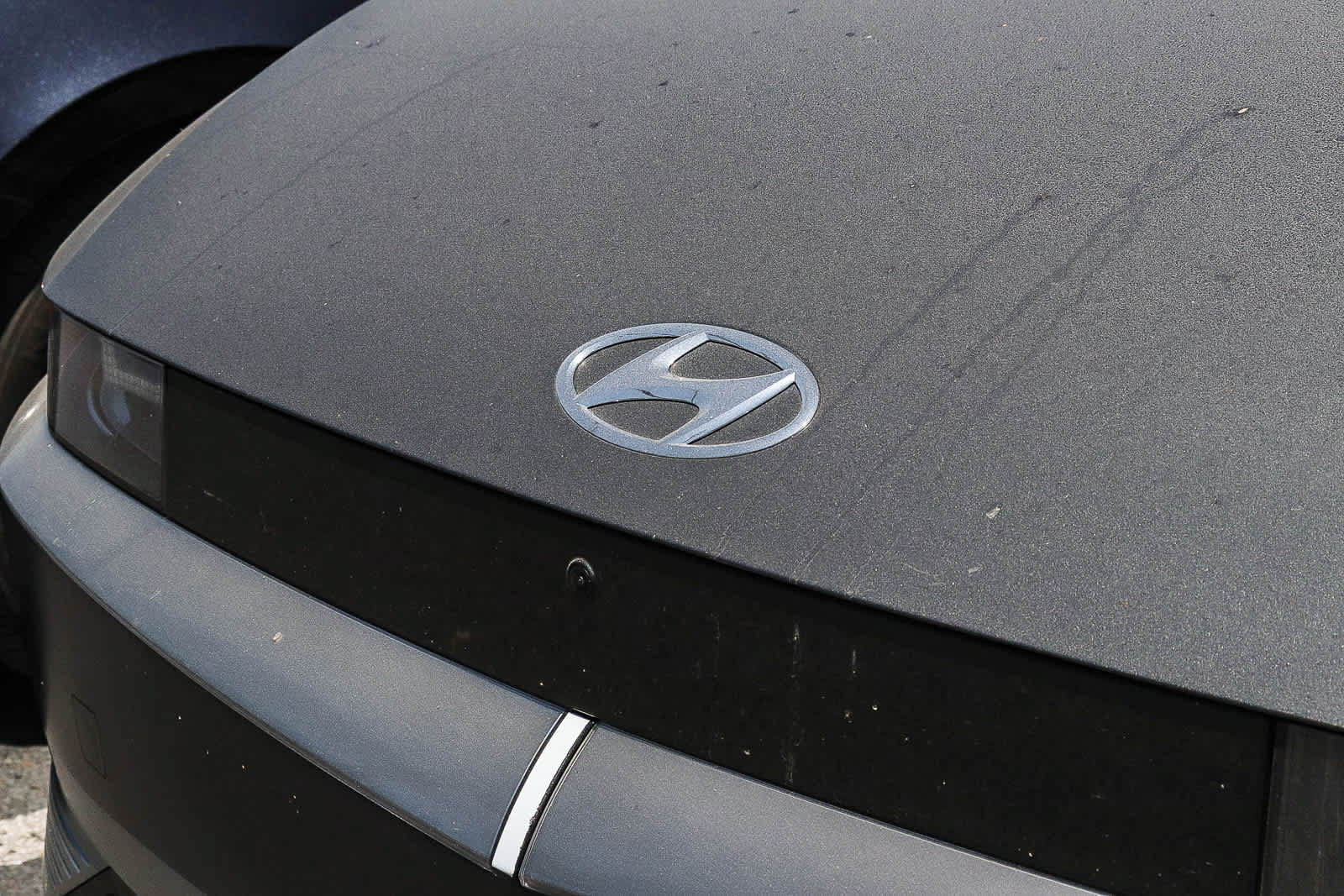 Used 2023 Hyundai Ioniq 5 Limited AWD/4WD image 3