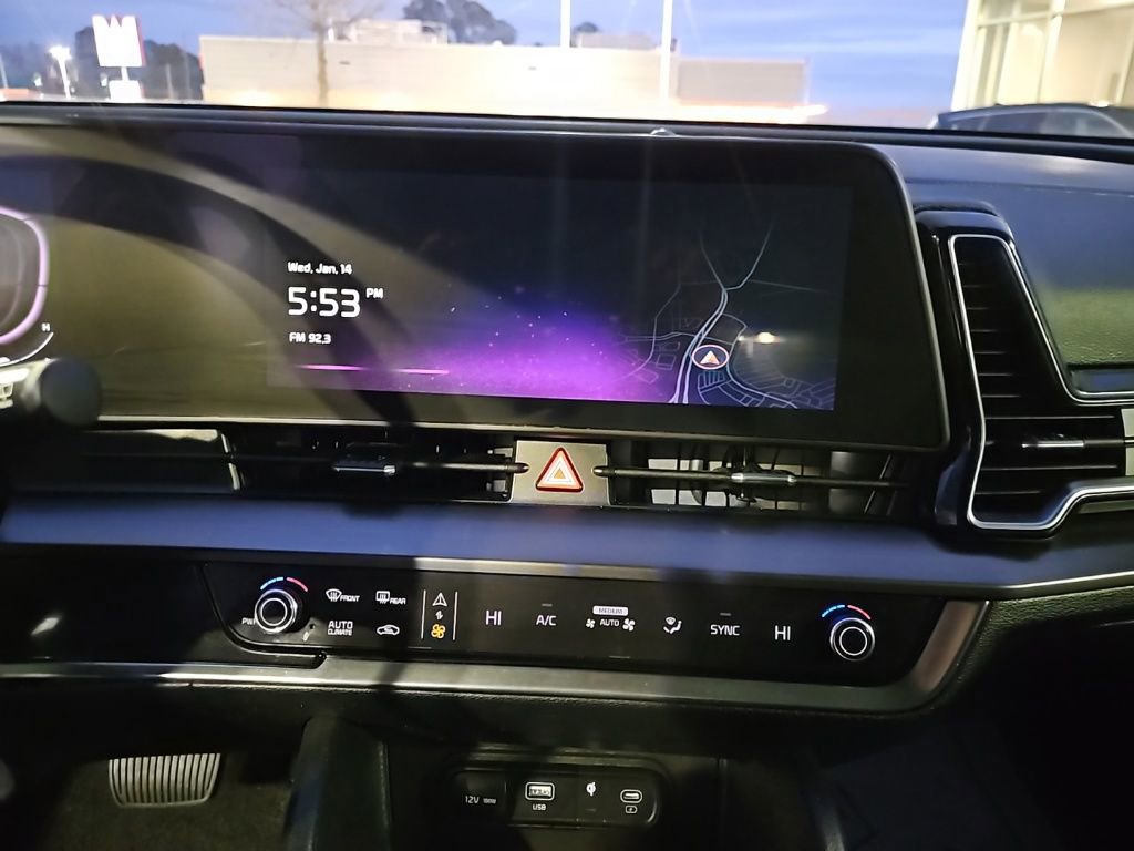 Used 2024 Kia Sportage EX image 22