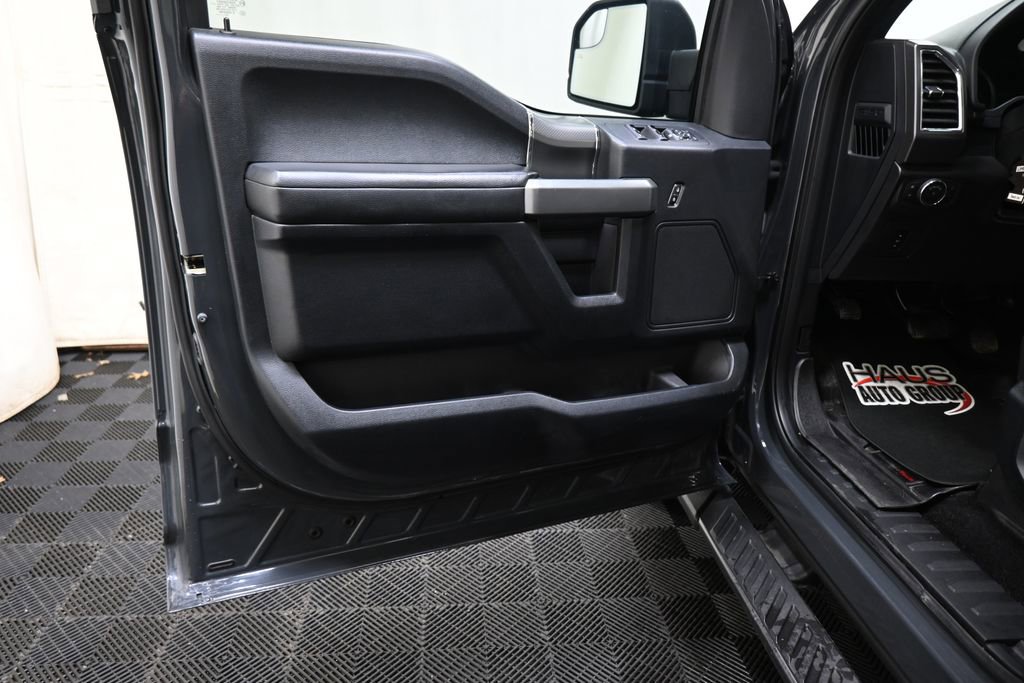 Used 2016 Ford F150 XLT w/ Equipment Group 302A Luxury image 26