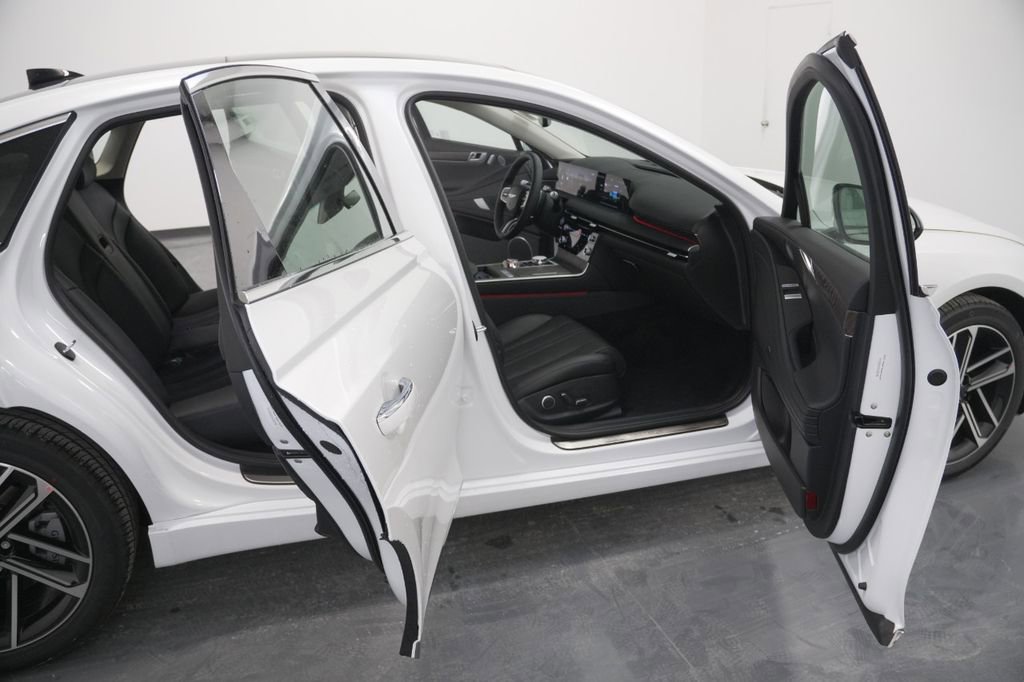 New 2025 Genesis G80 2.5T Advanced image 37