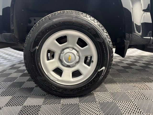 Used 2022 Chevrolet Colorado W/T RWD image 32