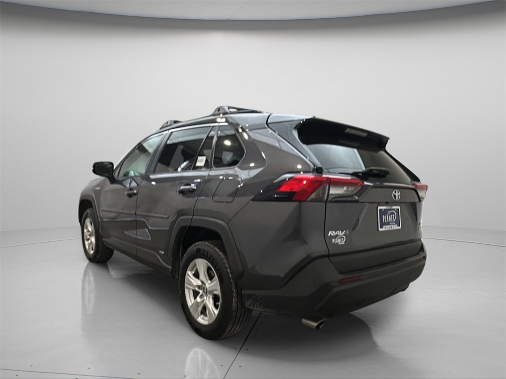 Used 2019 Toyota RAV4 XLE image 6