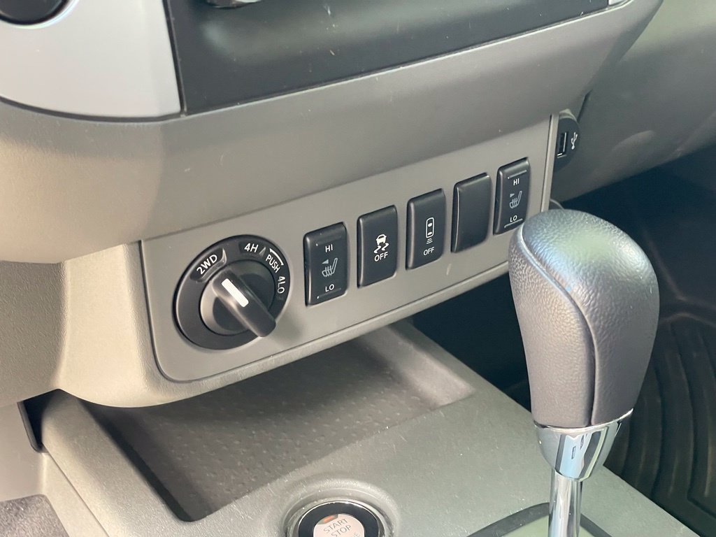 Used 2020 Nissan Frontier SV w/ Midnight Edition Floor Mats AWD/4WD image 20