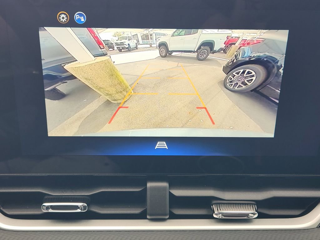 New 2026 Chevrolet Equinox LT FWD image 13