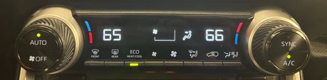 Used 2024 Toyota RAV4 XLE Premium image 29