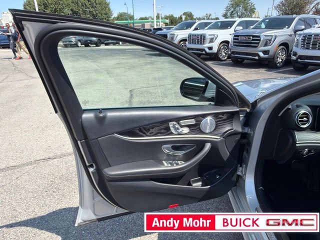 Used 2018 Mercedes-Benz E 300 4MATIC image 26