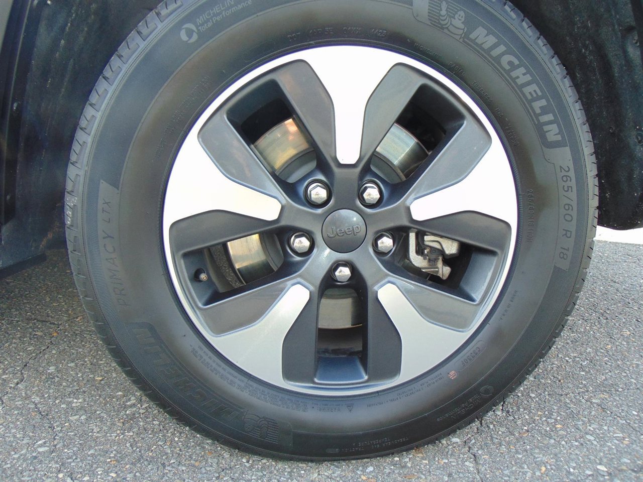 Used 2023 Jeep Grand Cherokee 4WD 4xe image 9