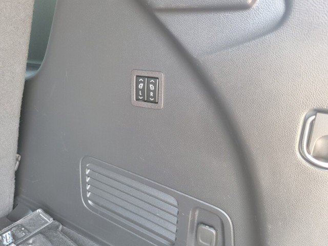 Used 2024 Buick Enclave Premium image 8