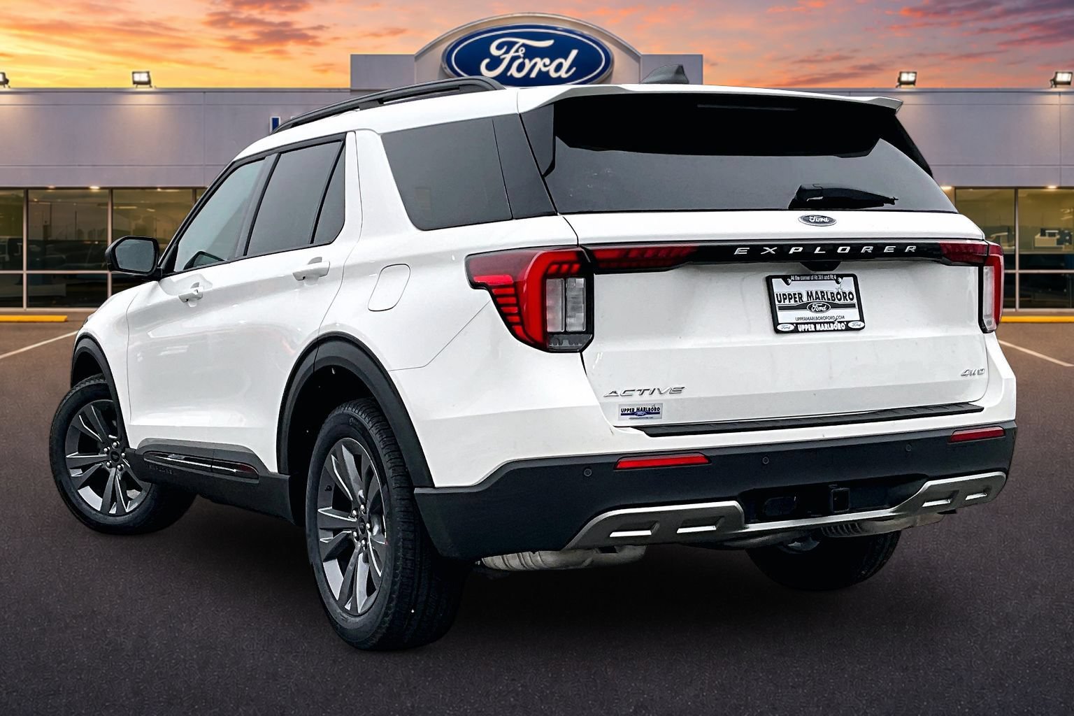 New 2026 Ford Explorer Active w/ Active Comfort Package AWD/4WD image 3