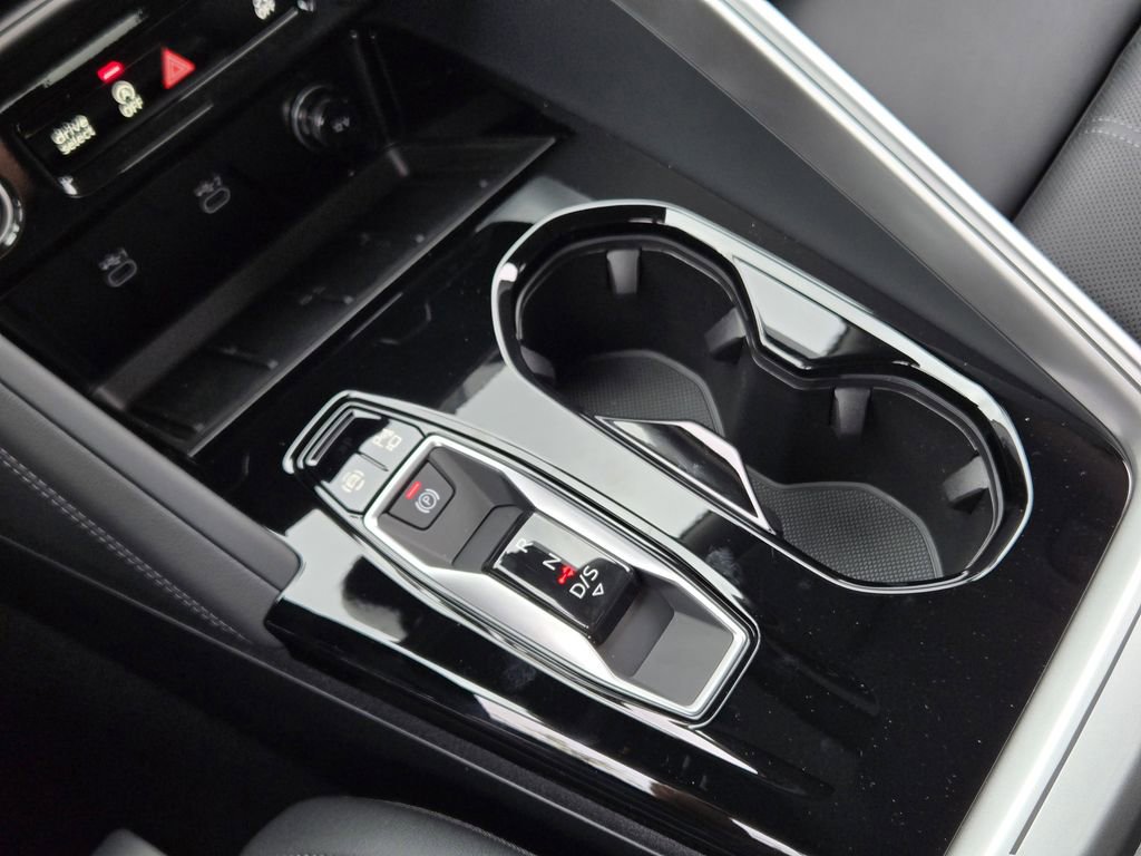 New 2026 Audi Q5 Prestige image 25