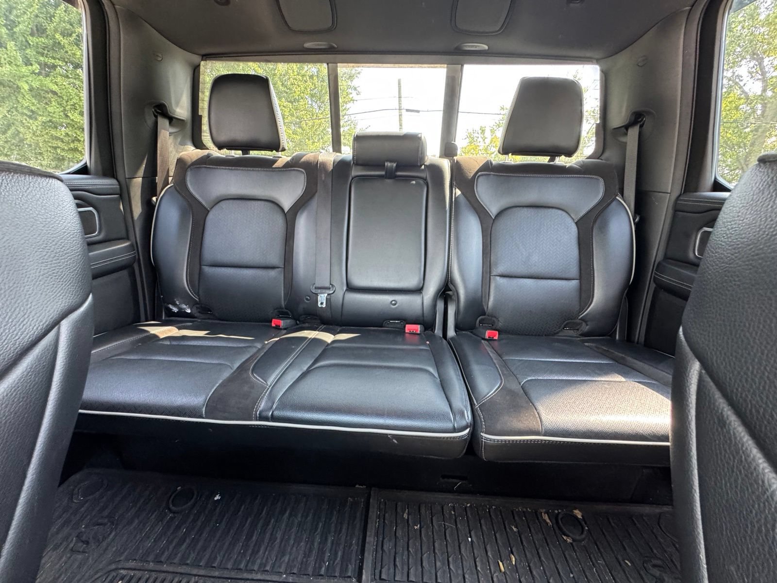 Used 2023 RAM 1500 Laramie AWD/4WD image 22