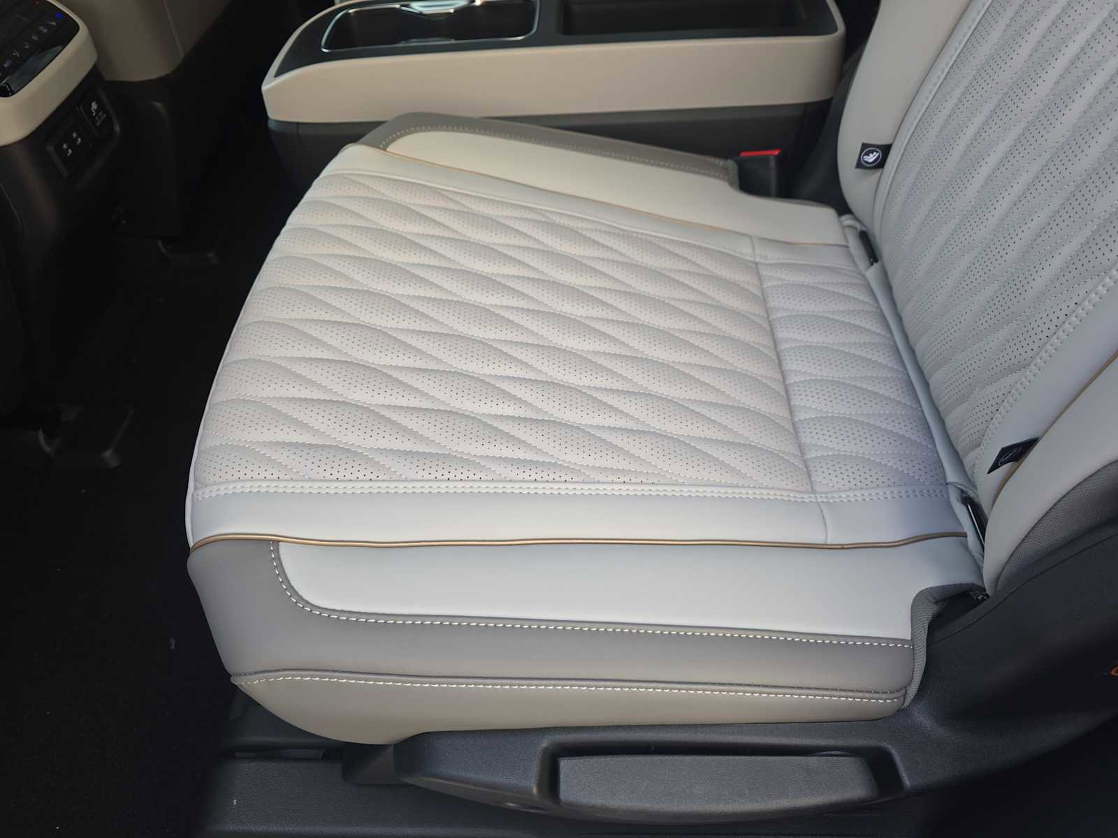 New 2026 INFINITI QX60 Autograph w/ Autograph Tech Package image 19