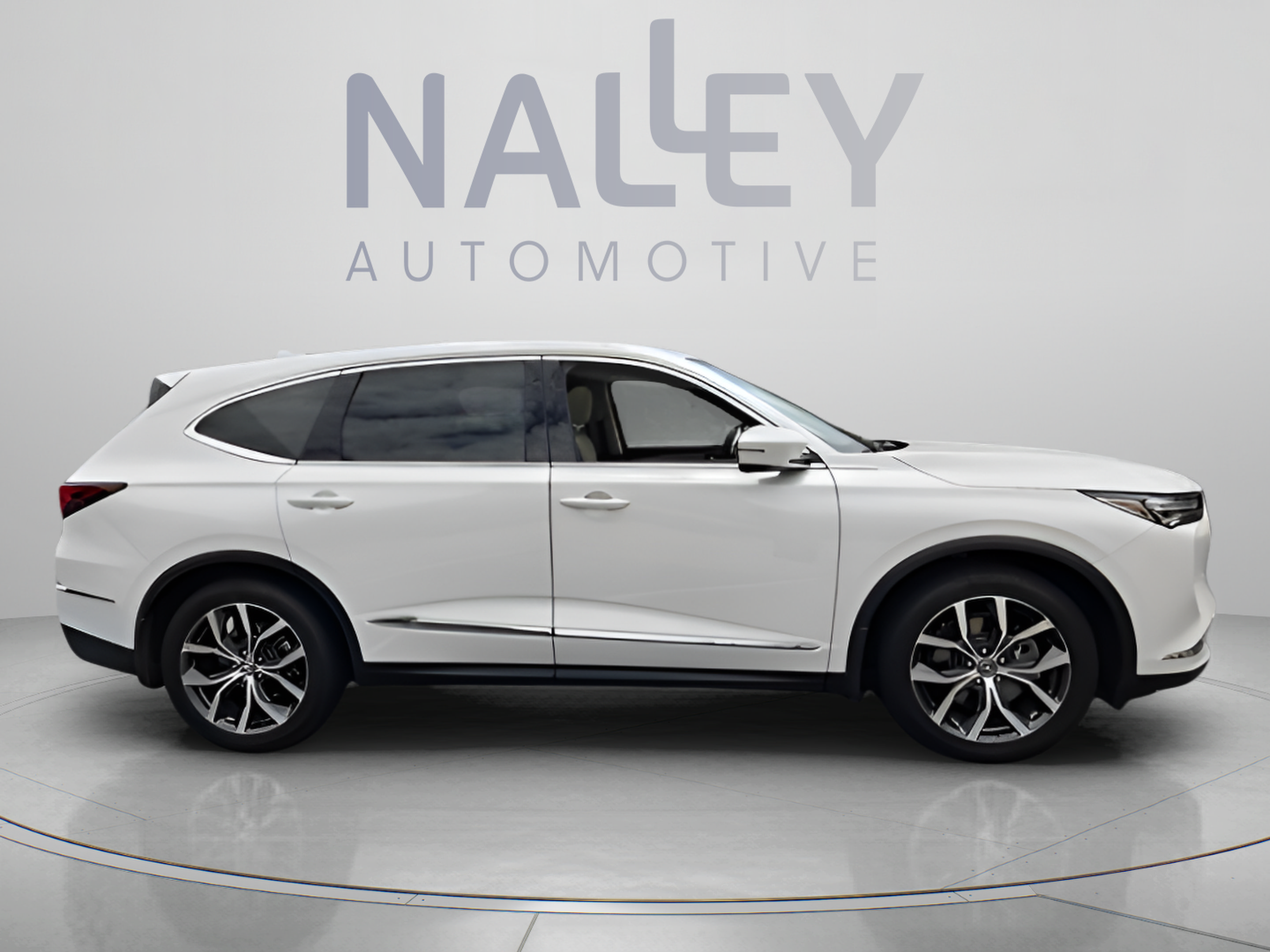 Used 2024 Acura MDX w/ Technology Package FWD image 6