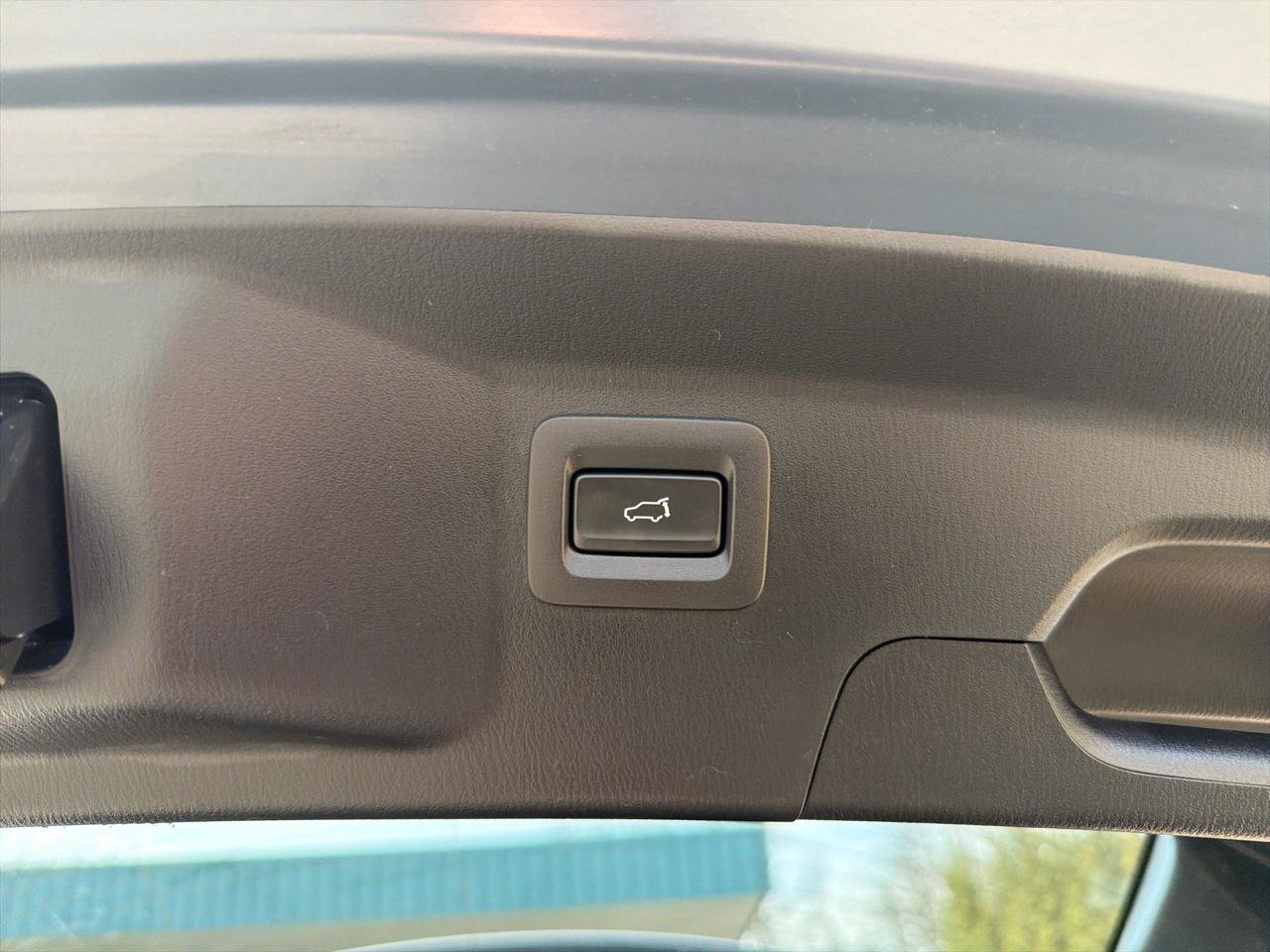 Used 2023 MAZDA CX-9 Carbon Edition AWD/4WD image 12