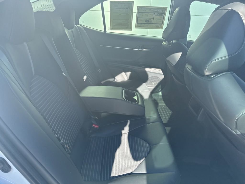 Used 2024 Toyota Camry SE image 26