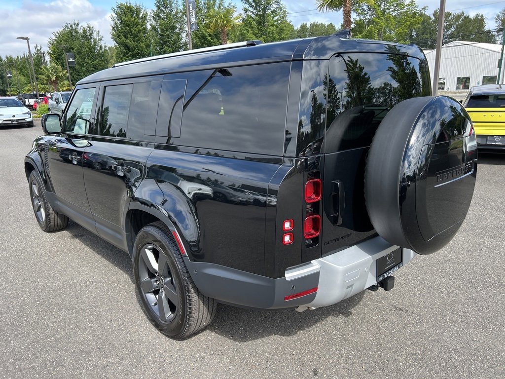 New 2025 Land Rover Defender 130 S image 3