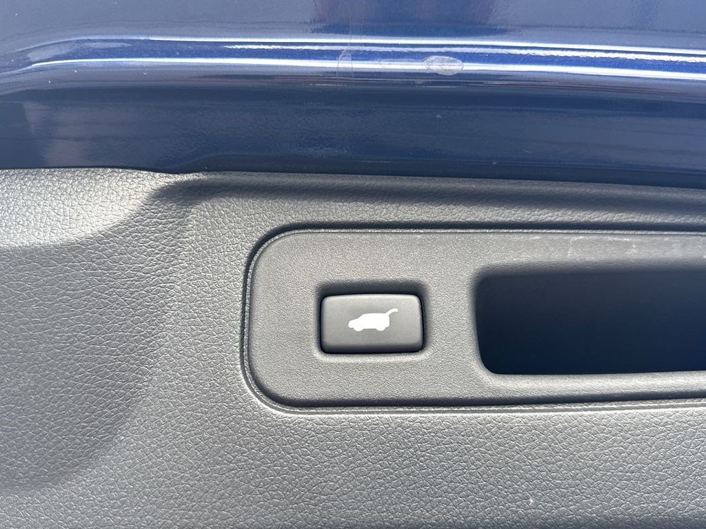 Certified 2023 Honda Passport EX-L image 17