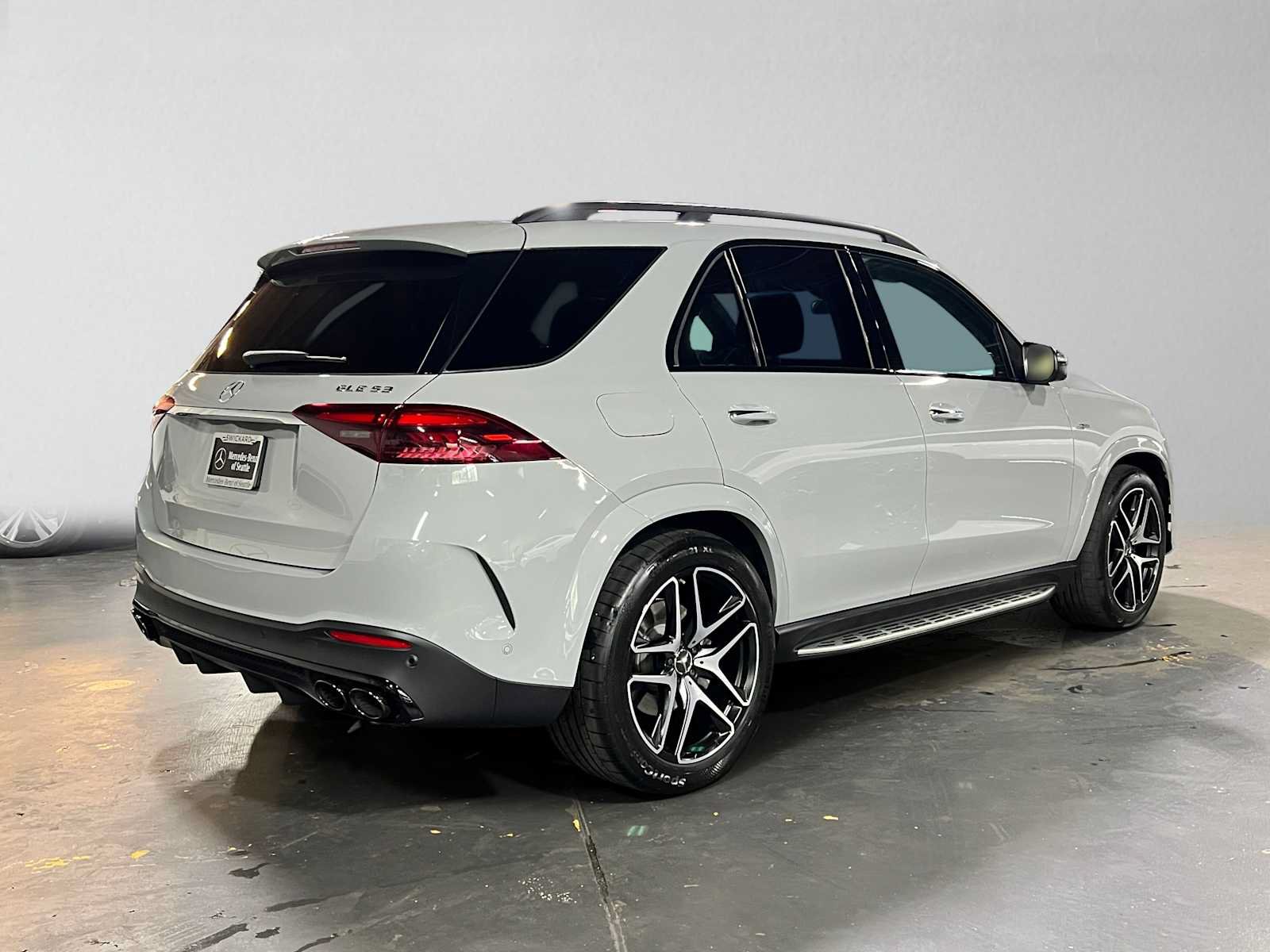 Certified 2024 Mercedes-Benz GLE 53 AMG 4MATIC image 3