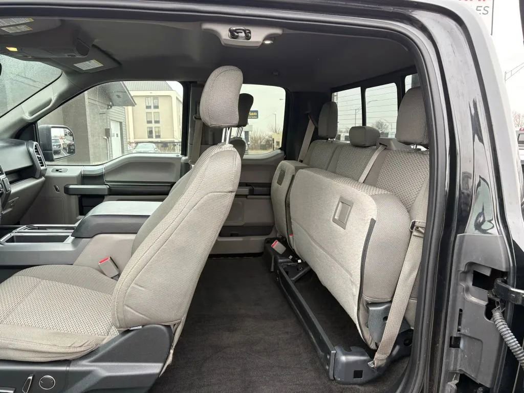 Used 2015 Ford F150 XLT w/ Equipment Group 302A Luxury image 15