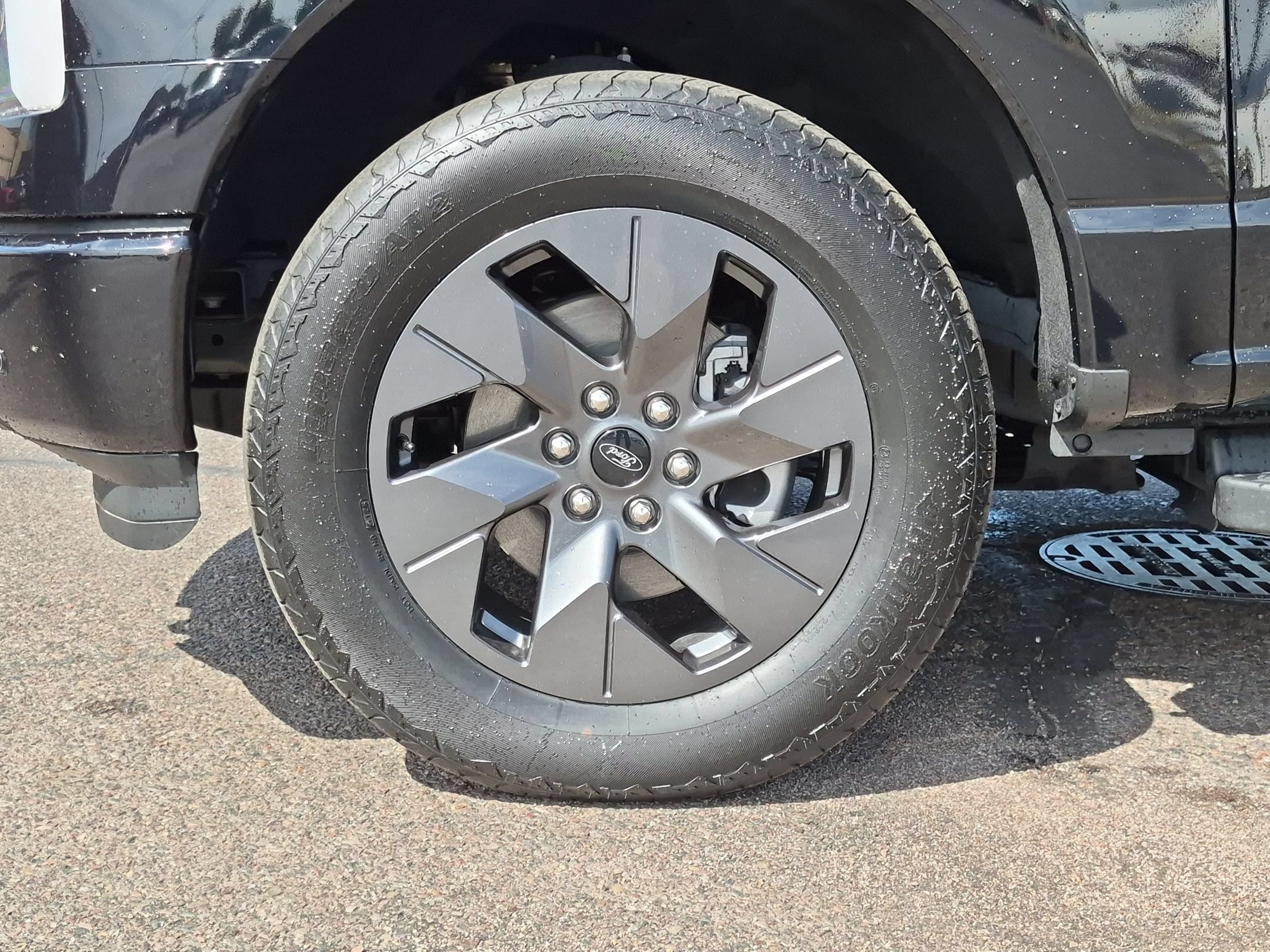 Certified 2025 Ford F150 Lightning Flash AWD/4WD image 10