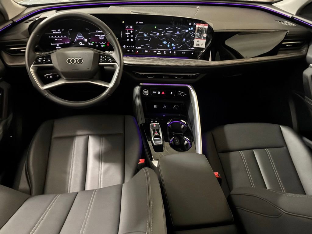 Certified 2025 Audi Q5 Premium w/ Convenience Package image 13