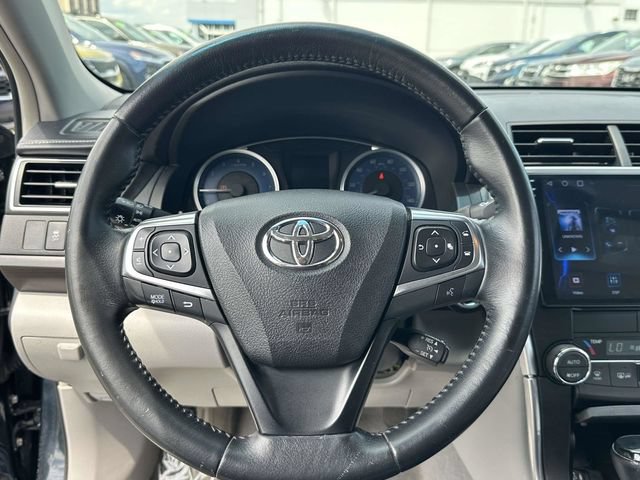 Used 2015 Toyota Camry XLE FWD image 11