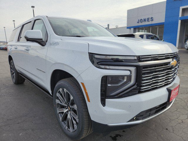 New 2026 Chevrolet Suburban High Country image 7