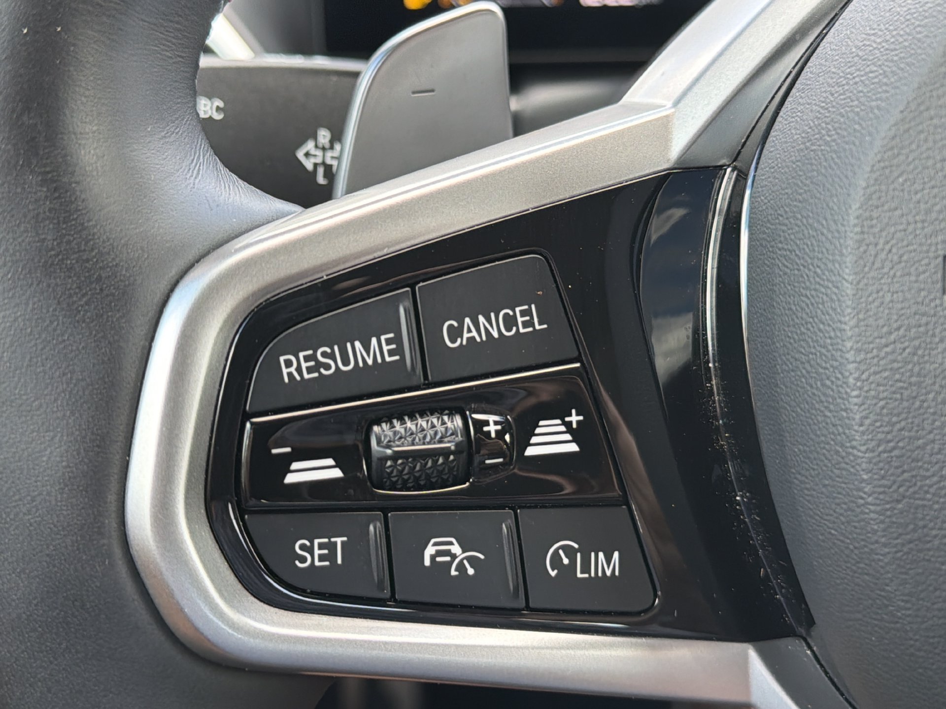 Used 2025 BMW M340i RWD image 32